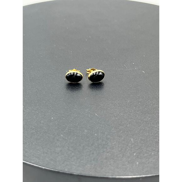 Designer Hallmarked 14K Yellow Gold Black Onyx Stud Earrings 7.5mm x 5mm Oval - Picture 2 of 12